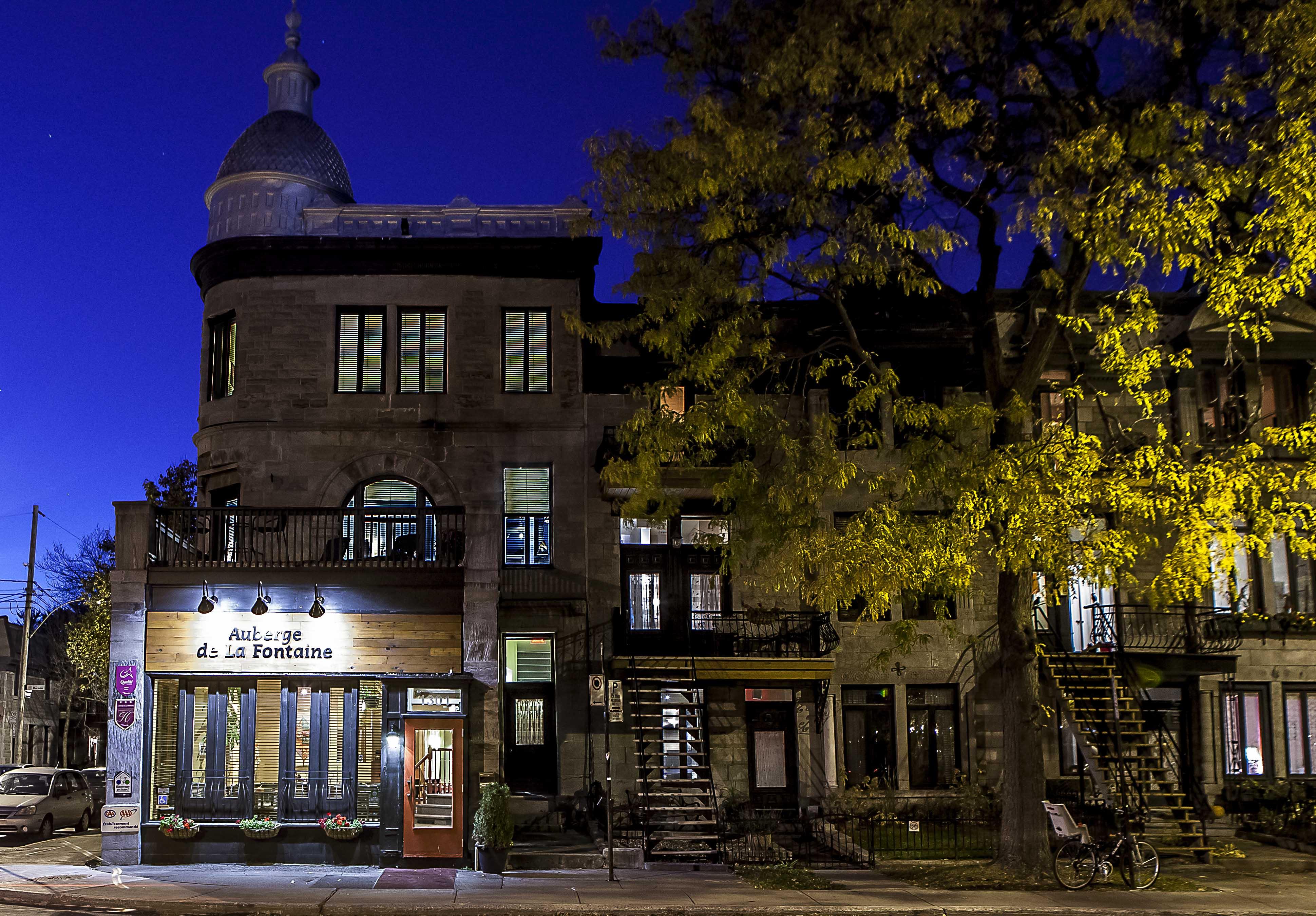 Auberge De La Fontaine Montreal Exterior photo